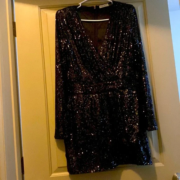 black jersey dress mini Sequin V-Neck Mini Dress Dark Tones – LOT#29 main image 0